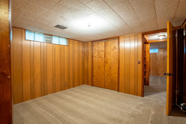Building Photo - 182 S 800 E