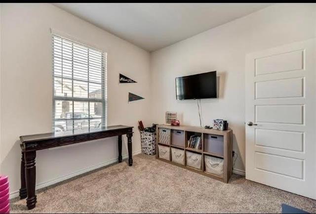 Building Photo - 2621 Franklin Dr