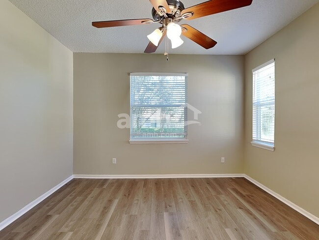 Building Photo - 508 Azalea Bloom Dr