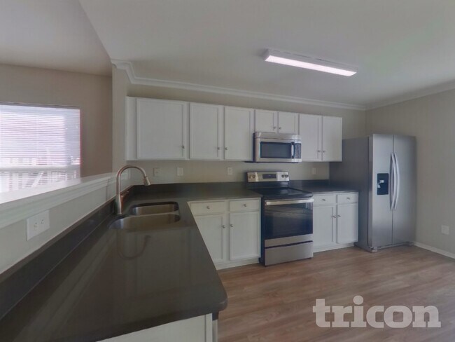 Building Photo - 3634 Charterhall Ln