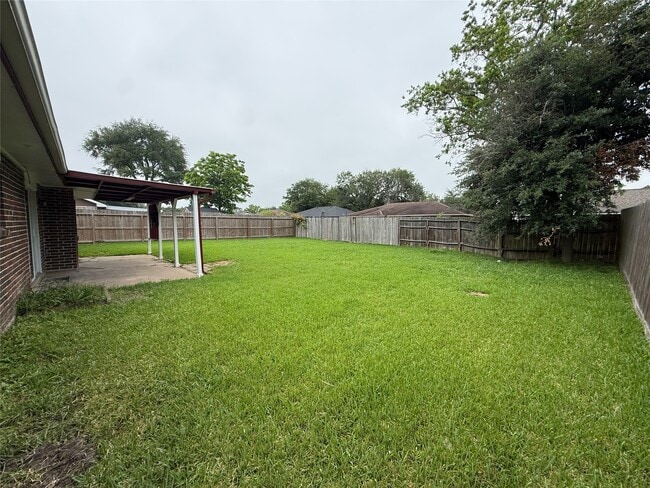 Building Photo - 10519 Kirkglen Dr