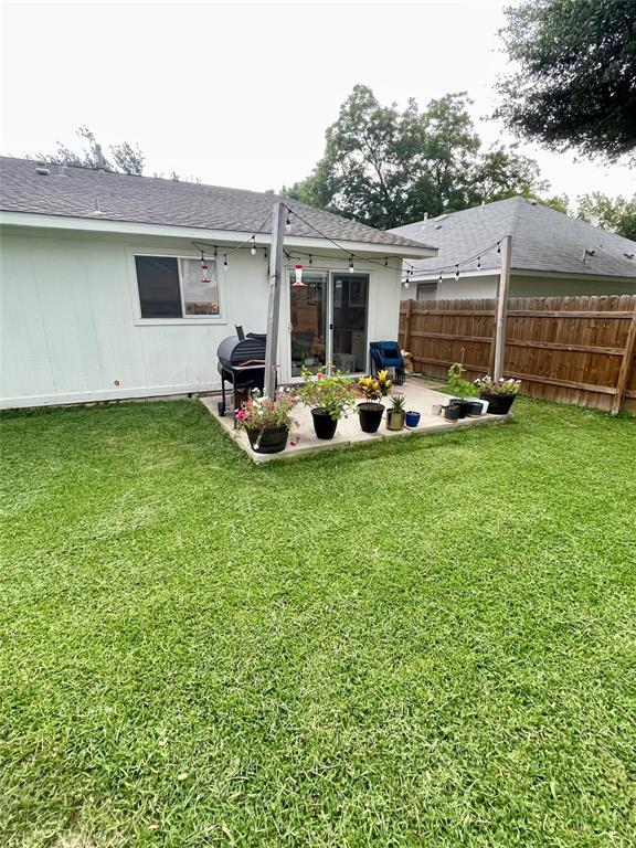 Building Photo - 9503 Dalewood Dr