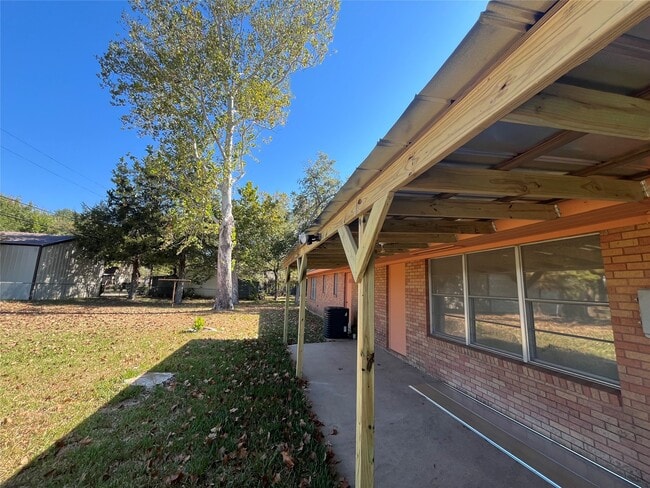 Building Photo - 106 Jane Dr