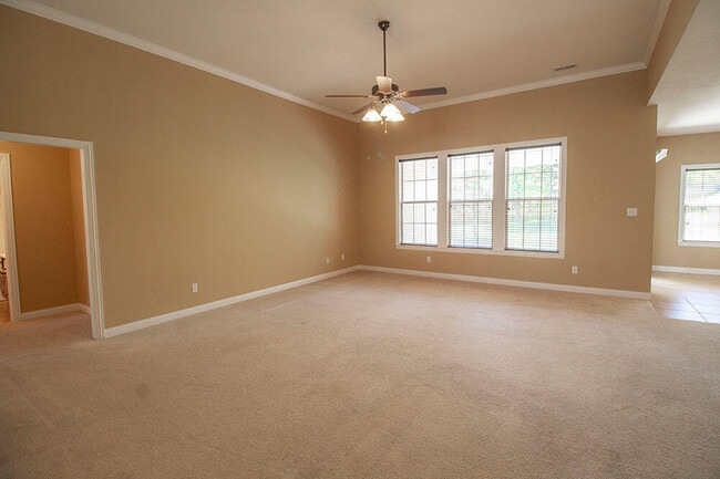 Building Photo - 5305 Chamois Dr