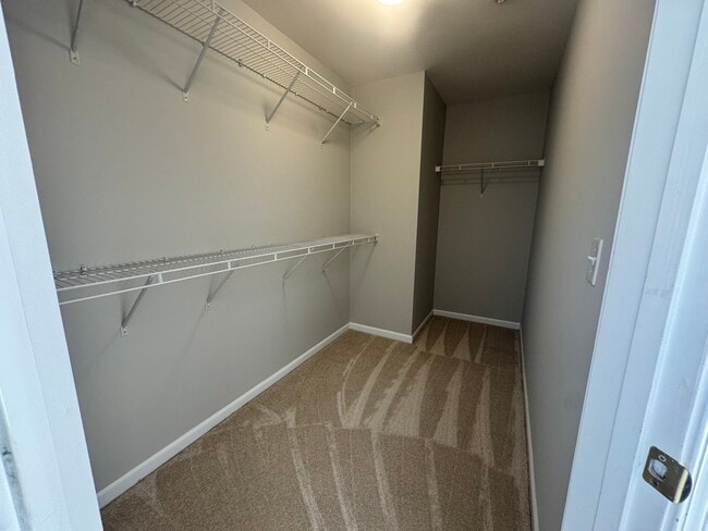 Building Photo - 1409 Cottage Dr NW