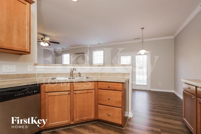 Building Photo - 4242 Glenmore Creek Dr