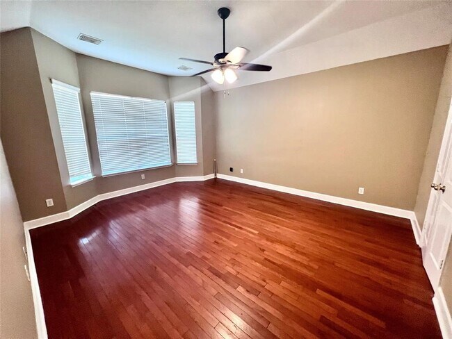 Building Photo - 16902 Sandy Reef Ct