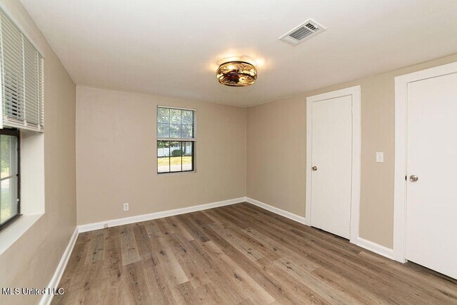 Building Photo - 10828 Haena Ct