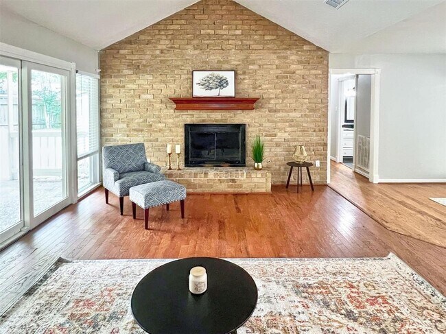 Building Photo - 15810 Stanhope Ct