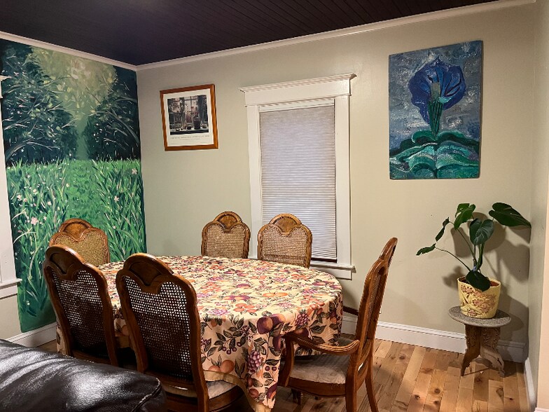 Building Photo - 1087 N Hoosac Rd