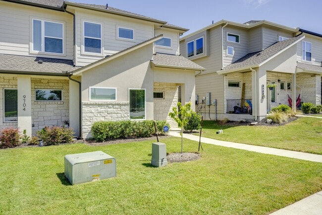Building Photo - 9706 Whisper Willow Blvd