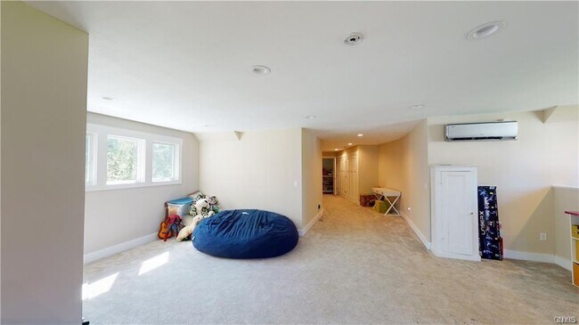 Building Photo - 8861 Shellman Dr