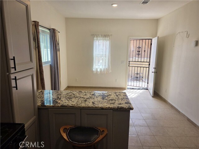 Building Photo - 13745 Vellanto Way