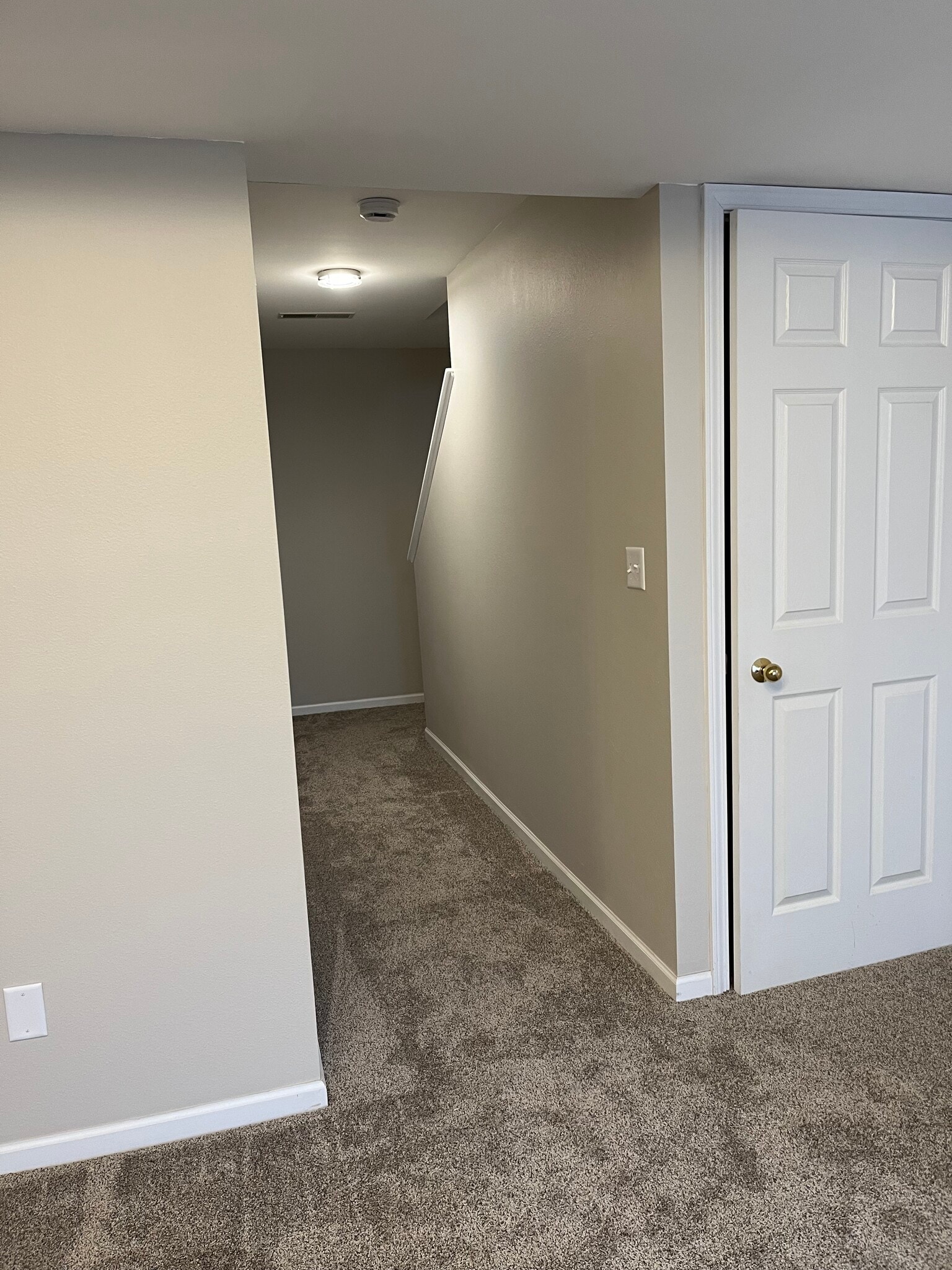 LL Understair Closet - 984 22nd Ave