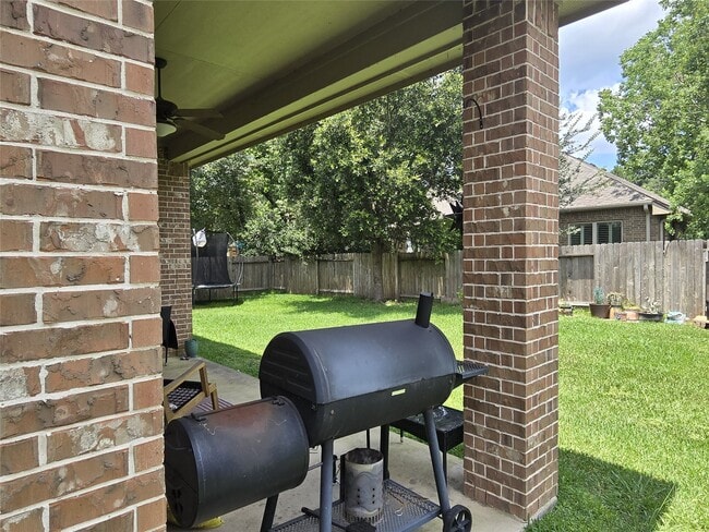 Building Photo - 122 Colton Ct