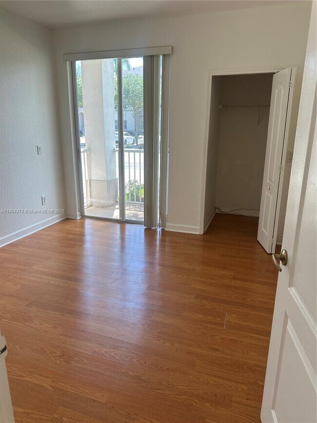 Building Photo - 4311 SW 160th Ave