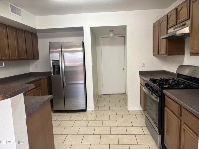 Building Photo - 14077 Tierra Delfin Dr