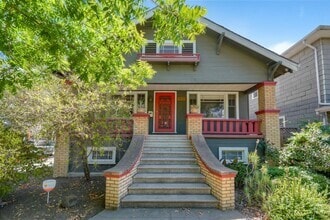 Building Photo - Mid Town 2 Bedroom 2 Bathroom 1260 Sqft. B...