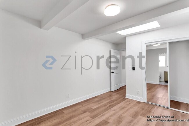 Building Photo - 1312 Carlton Ave