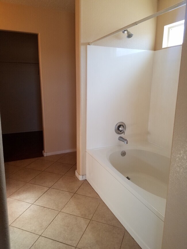 Building Photo - Stunning 5 Bedroom 2 Story Home. Coming soon!
