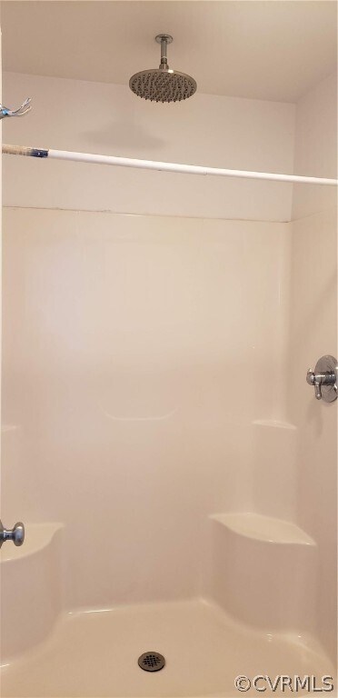 Building Photo - 10001 Redbridge Rd