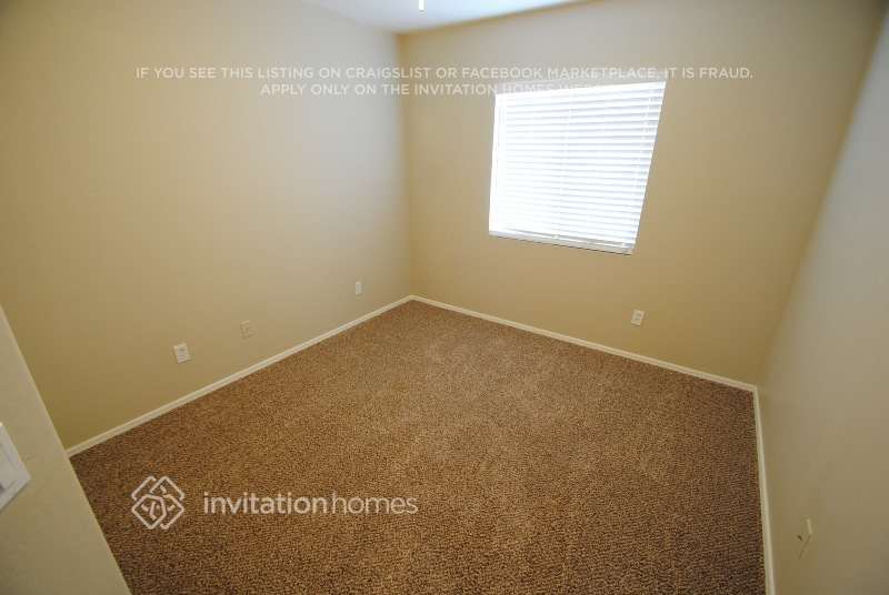 Building Photo - 328 E March St