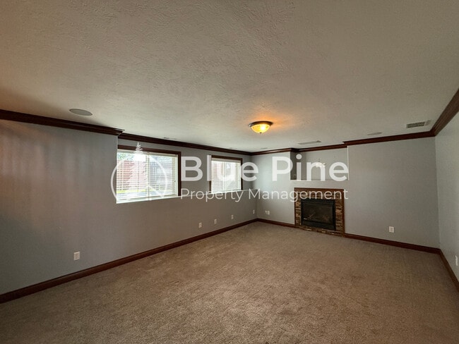 Building Photo - 3834 E 446 N