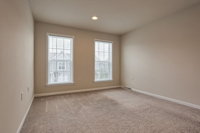 Building Photo - TOWNHOME AVAILABLE IN THE CHARTER HOMES - DEER RUN COMMONS