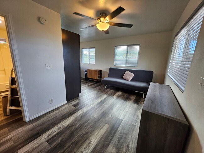 Building Photo - Upgraded 1 bedroom in Kahului