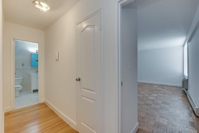 Building Photo - 101 Jackson Ave