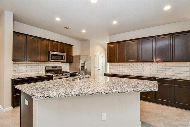 Building Photo - 3927 McDonough Way