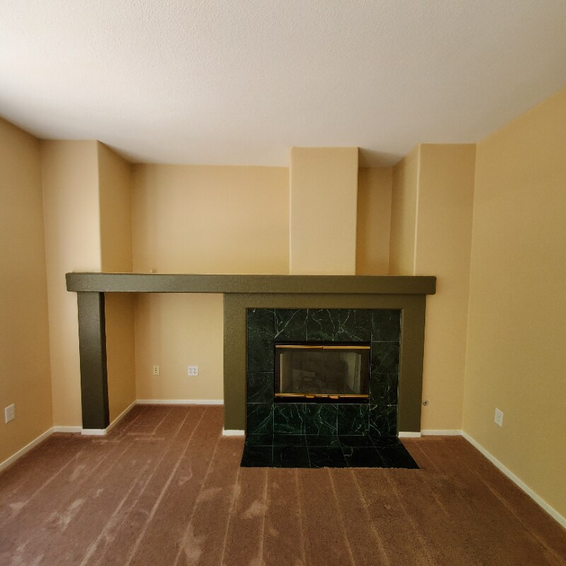 Building Photo - 558 Esplanade Ln