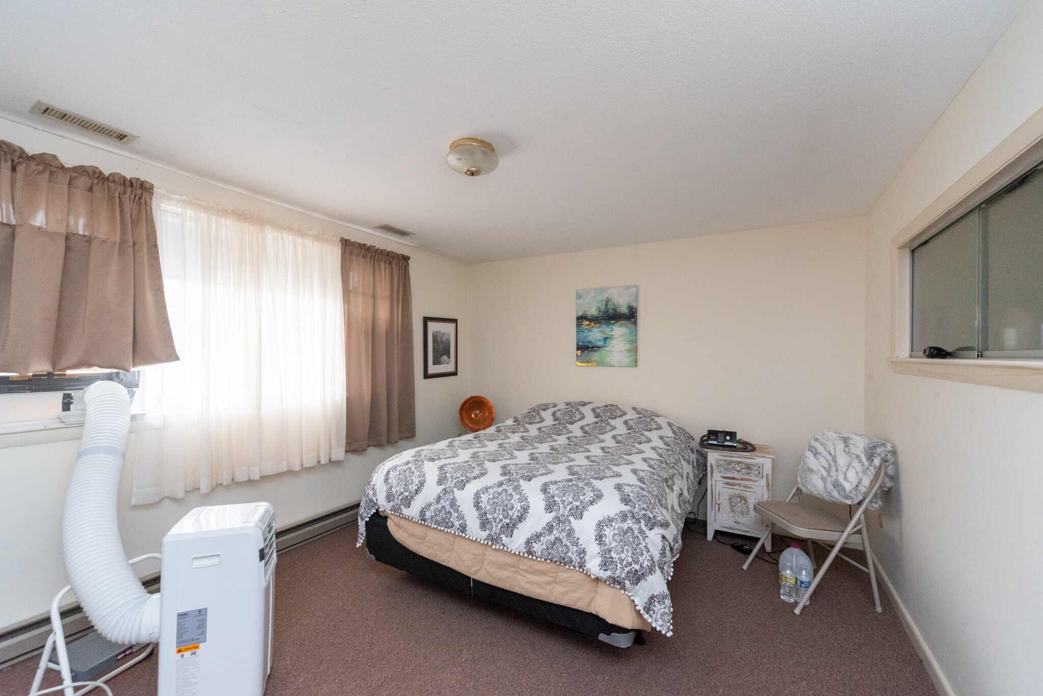 Building Photo - 46 Grove St