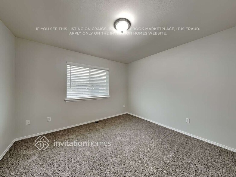 Building Photo - 7142 Axis St SE