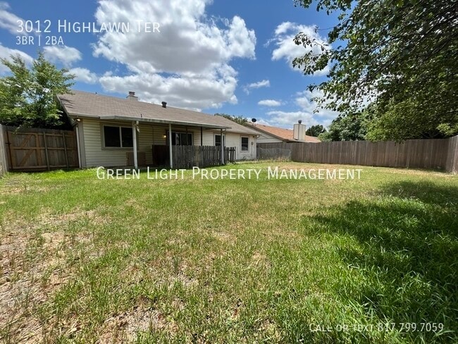 Building Photo - 3012 Highlawn Terrace
