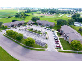 Building Photo - Maple Leaf Apartments