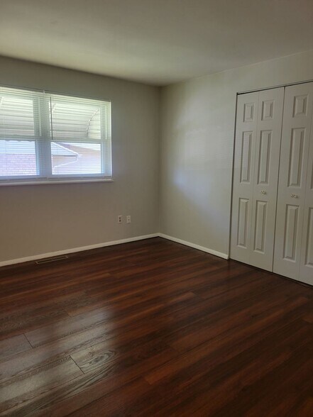Building Photo - 1612 Lucks Rd
