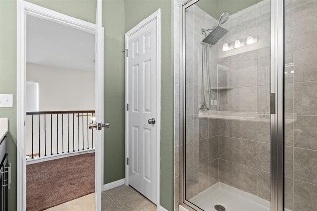 Building Photo - 9703 Sunny Swan Ct