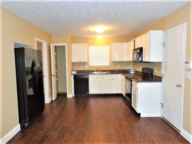 Building Photo - 5364 Sturgis Dr