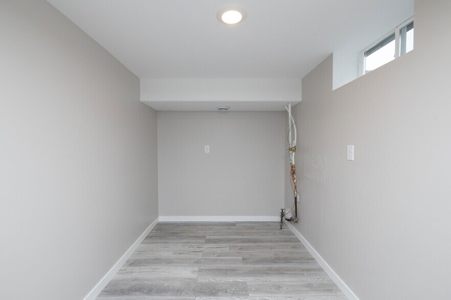 Building Photo - 8835 Nicollet Ave S