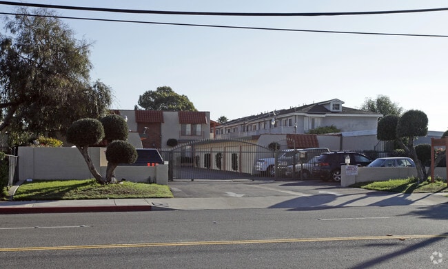 Primary Photo - Westwood Apartments