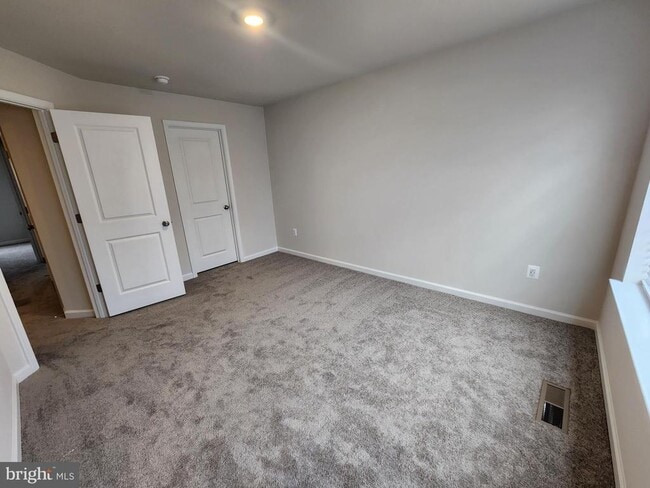 Building Photo - 117 Canning Rd