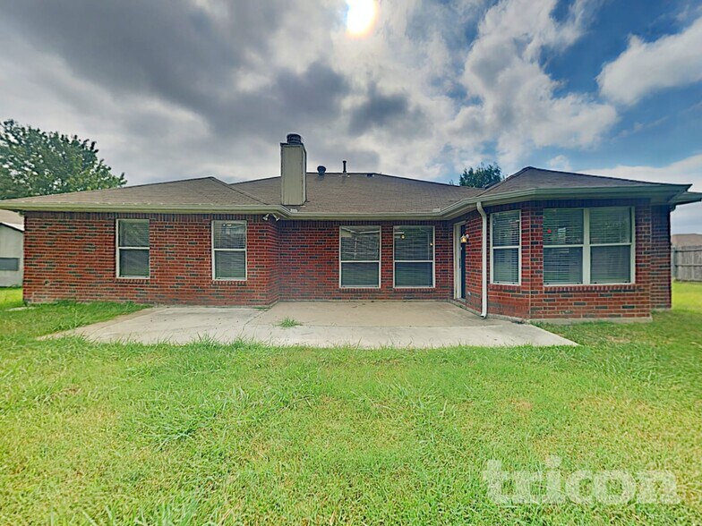 Building Photo - 2316 Harvest Glen Ct