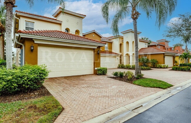 Building Photo - 12060 Lucca St