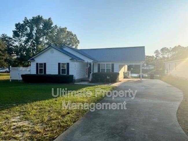 Building Photo - 2447 Frink Lake Dr