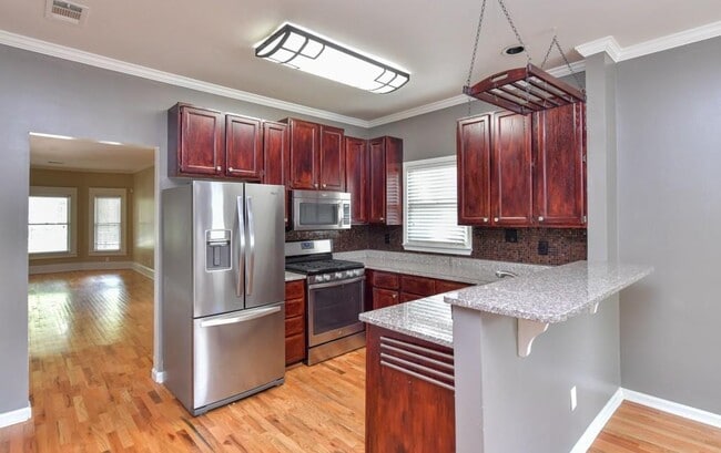 Building Photo - 371 Woodward Ave SE