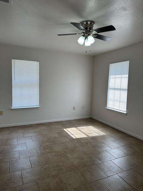 Building Photo - 711 Willowood