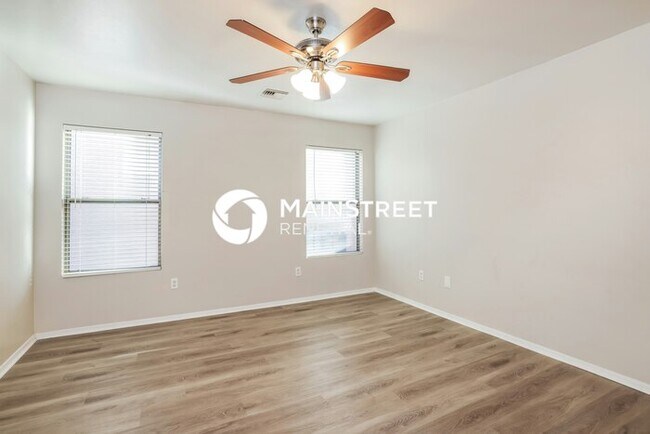 Building Photo - 4 Bedroom Pet-Friendly Home in Tucson, AZ ...