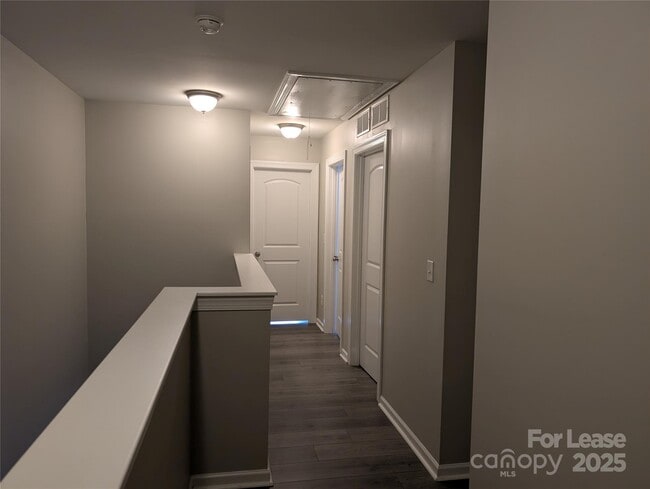 Building Photo - 5508 Trieg Dr