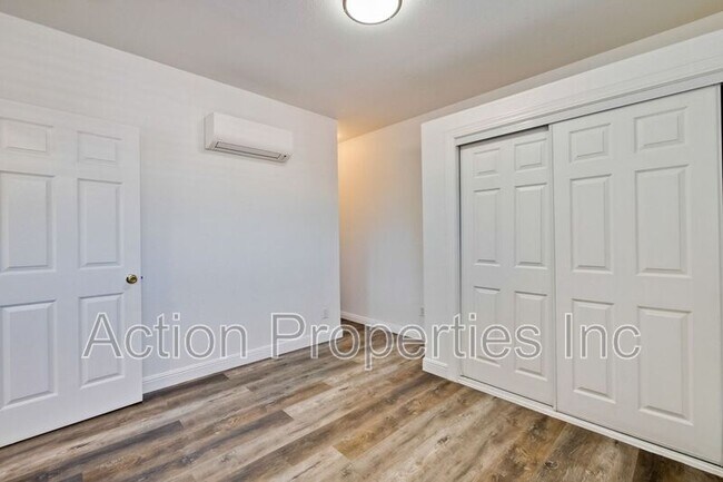 Building Photo - 439 Glendale Ave